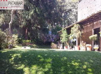 CASA À VENDA COM  2 QUARTOS NO JARDIM MORUMBI