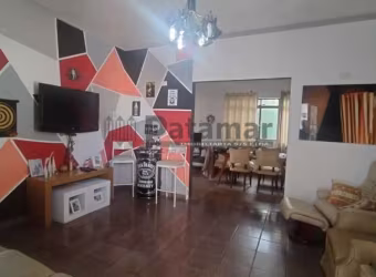 Casa à venda no Jardim Pirajussara com 4 quartos