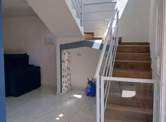 Sobrado com 3 dorms, Quietude, Praia Grande - R$ 556 mil, Cod: 718506