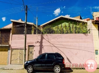 Casa Padrão em Jacareí