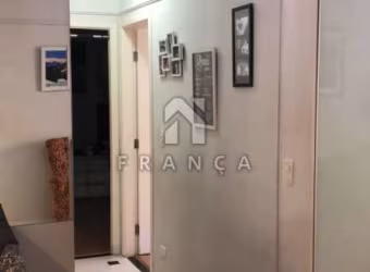 Apartamento com 2 dormitórios todo reformado à venda, 74m² - Jardim São Dimas