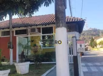 Casa de 3 quartos duplex no Condomínio Beija Flor 2