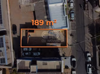 Terreno com aproximadamente 189m² no bairro Araés