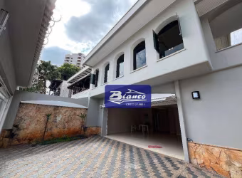 Linda Casa com Piscina - Vila Rosália