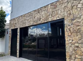 Cômodo Comercial disponível para locação no bairro Vigilato Pereira em Uberlândia-MG