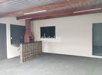 Casa disponível para locação no bairro Brasil em Uberlândia-MG