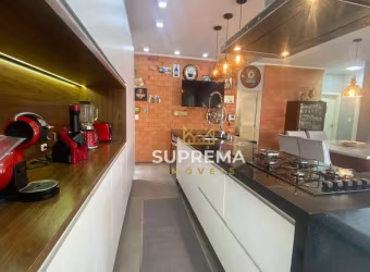 Casa com 3 dormitórios à venda, 194 m² por R$ 899.000,00 - Floresta - Joinville/SC