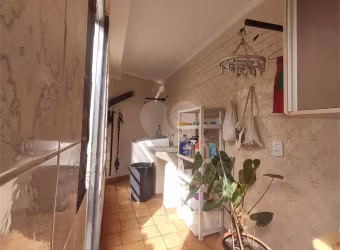 Casa com 3 quartos à venda na Rua Ibiraporã, 386, Jardim Londrina, São Paulo, 209 m2 por R$ 850.000