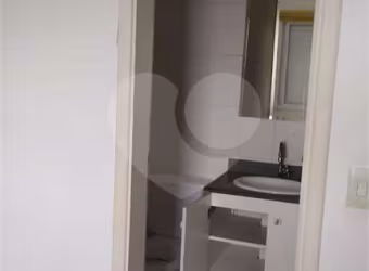 Apartamento com 3 quartos à venda na Rua Dona Ana Neri, 581, Cambuci, São Paulo, 64 m2 por R$ 480.000