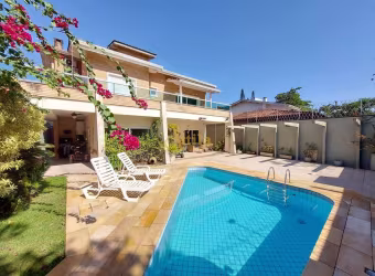 Sobrado com 6 quartos, Enseada, Guarujá - R$ 1.49 mi, Cod: 25