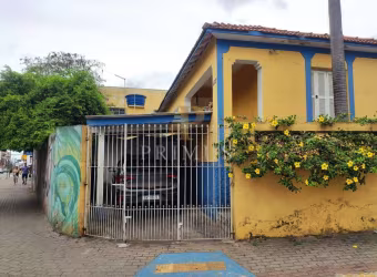 Casa para Venda em Poá, Centro, 2 dormitórios, 1 banheiro, 1 vaga