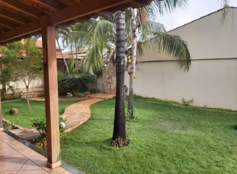 Casa com 4 quartos à venda no Vigilato Pereira, Uberlândia , 350 m2 por R$ 1.500.000