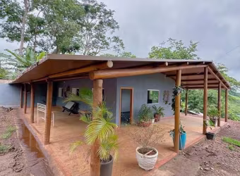 Chácara à venda na Represa Miranda em Uberlândia-MG: 3 quartos, 1 sala, 2 banheiros no Distrito Industrial