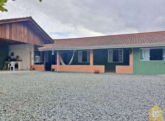 VENDE-SE TERRENO COM 2 CASAS NO RIO BONITO (PIRABEIRABA)
