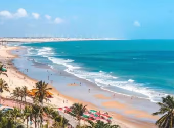 Lote a 800m da praia