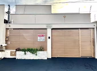 Casa com 3 quartos sendo 1 suíte, de 150,00 m² próximo ao fórum.