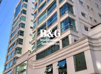 Apartamento muito bem mobiliado a poucos metros do mar de Itapema.