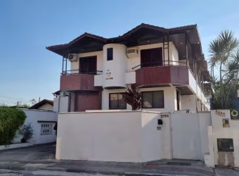 Apartamento para Venda em Florianópolis, Jurerê, 2 dormitórios, 2 suítes, 3 banheiros, 1 vaga