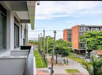 Apartamento para Venda em Florianópolis, Jurerê, 3 dormitórios, 3 suítes, 4 banheiros, 2 vagas