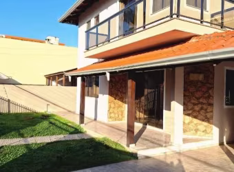 02 Casa em um Terreno no Centro de Camboriú