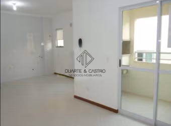 Apartamento com Sacada e Churrasqueira