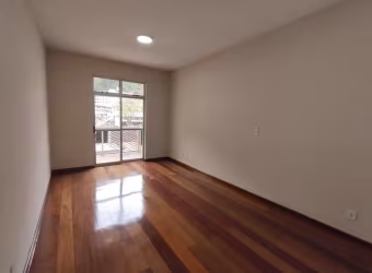 Apartamento para Venda em Juiz de Fora, Centro, 3 dormitórios, 1 suíte, 3 banheiros, 1 vaga