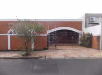 Casa com 3 quartos à venda no Centro, Araraquara , 222 m2 por R$ 449.000