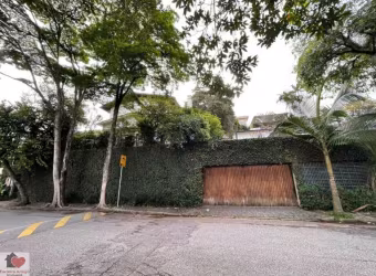Sobrado Morumbi 4 dormitórios 1suite 4 vagas amplo quintal, piscina, lareira