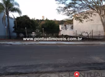 Terreno à Venda em Marília no Bairro Chácara São Carlos