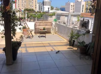 Cobertura - 2 Quartos - Azenha - Porto Alegre - RS