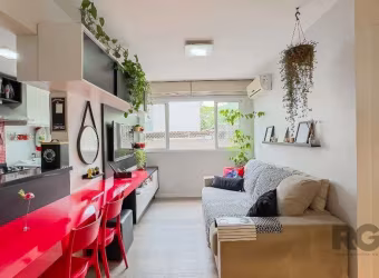 Apartamento a venda no bairro Passo da Areia com dois dormitórios.