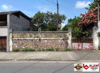 Casa Comercial em Área Nobre de Santa Cruz - RJ