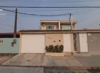 CASA DUPLEX COM 3 QUARTOS SENDO 2 SUÍTES A VENDA NO BAIRRO COSTAZUL EM RIO DAS OSTRAS RJ