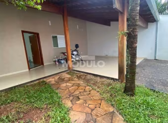 Casa residencial para locação no Bairro Granada com 3 quartos