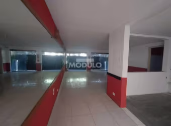 Loja comercial para locação, bairro Osvaldo Rezende
