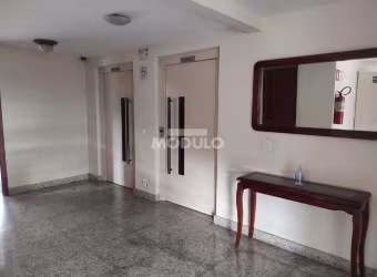 Apartamento residencial para locação, bairro Martins com 3 quartos