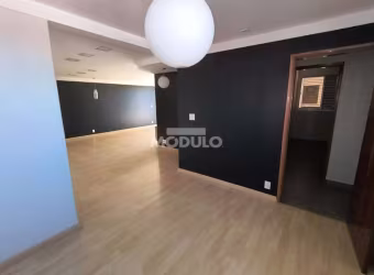 Apartamento residencia para locação, bairro Nossa Senhora Aparecida com 3 quartos