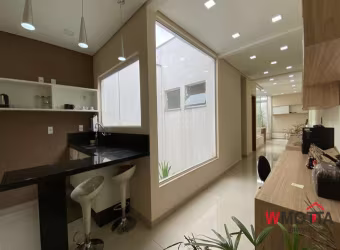Prédio comercial à venda em Mogi das Cruzes-SP: 3 salas, 4 banheiros, 184m² no Centro!
