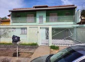 Lindo sobrado para venda  no Parque Jambeiro