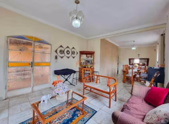 Casa à venda, 3 quartos, 1 suíte, 1 vaga, Manoel Valinhas - Divinópolis/MG