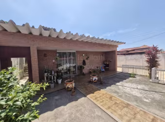 Casa duplex charmosinha em Araruama - RJ
