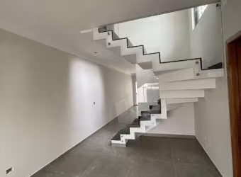 Sobrado em Jardim Vila Galvão com 3 suítes e 4 vagas  -  Guarulhos