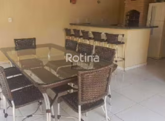 Casa à venda, 4 quartos, Jardim Holanda - Uberlândia/MG - Rotina Imobiliária