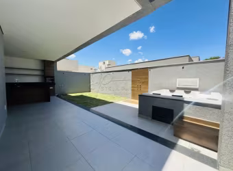 Casa de 247m² com 03 suítes à venda em condomínio - Recreio das Acácias