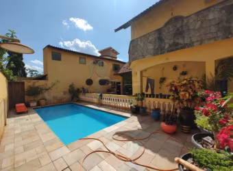 Casa de 275m² com 15 quartos - Ribeirânia