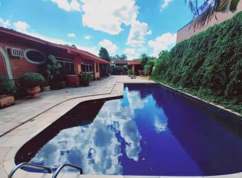 Casa de 623m² com 04 suítes para locação e venda - Ribeirânia