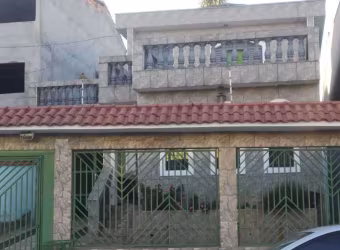 Sobrado Frontal de 7 Quartos com 2 Suítes à Venda  - Vila Ré SP