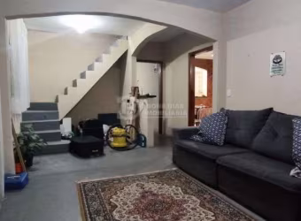 Sobrado de 3 Quartos com 1 Suíte, Edícula e Comercio à Venda, Jardim Portugal