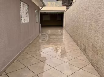 CASA TÉRREA 3 QUARTOS E EDÍCULA À VENDA NA VILA RÉ/SP