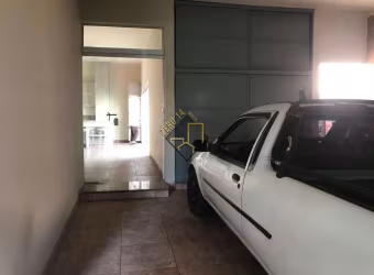 EXCELENTE CASA PARA VENDA EM OTIMA LOCALIZAÇÃO